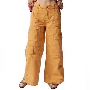 BDG Extreme Wide Leg Utility jeans